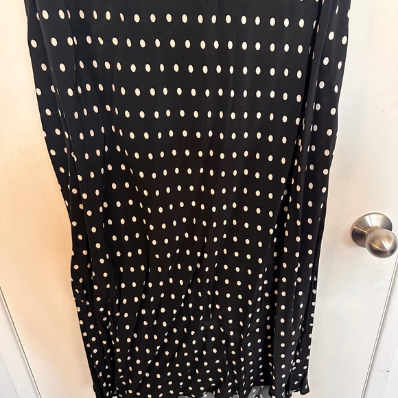 Black and White Polka Dot Midi Dress - Picture 4 of 8